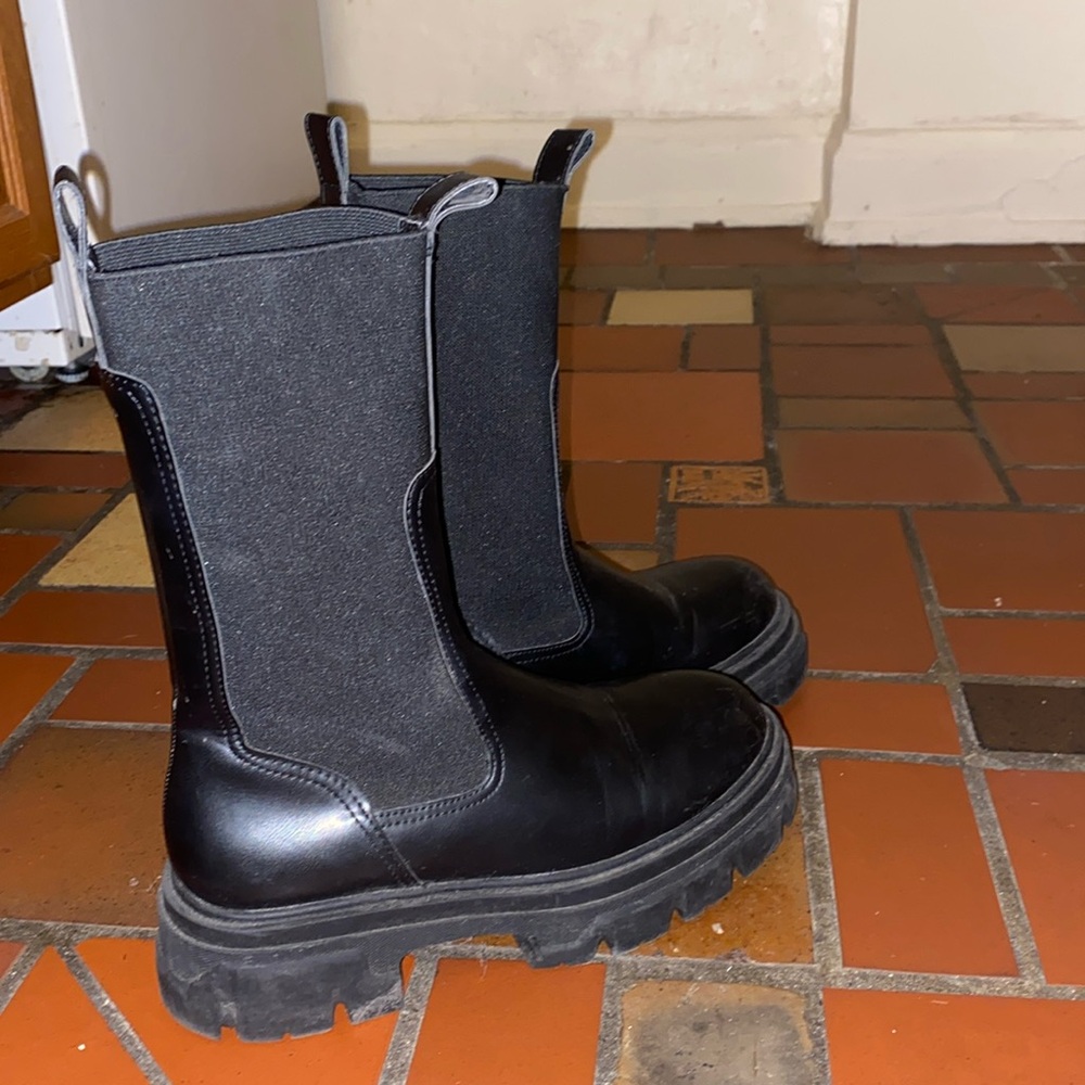Women’s boots